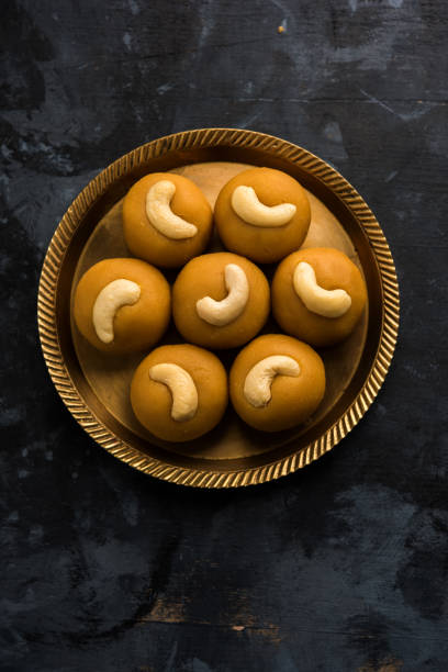 Traditional Besan Ladoo